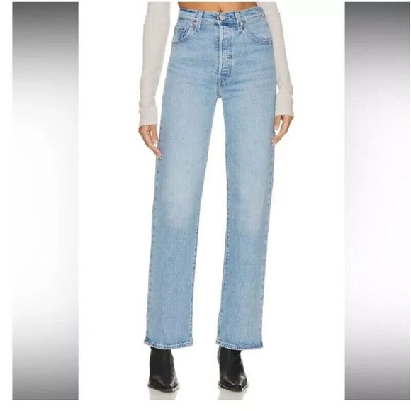NEW Levi's Premium Womens 20W Plus Size Ribcage Straight Ankle Light Wash‎ - Picture 1 of 3